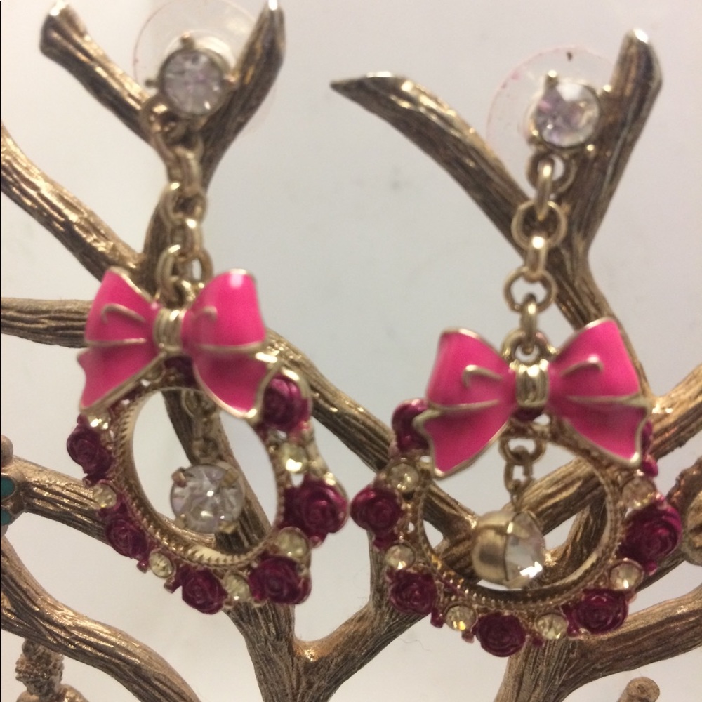 Betsey Johnson Rose Wreath Earrings